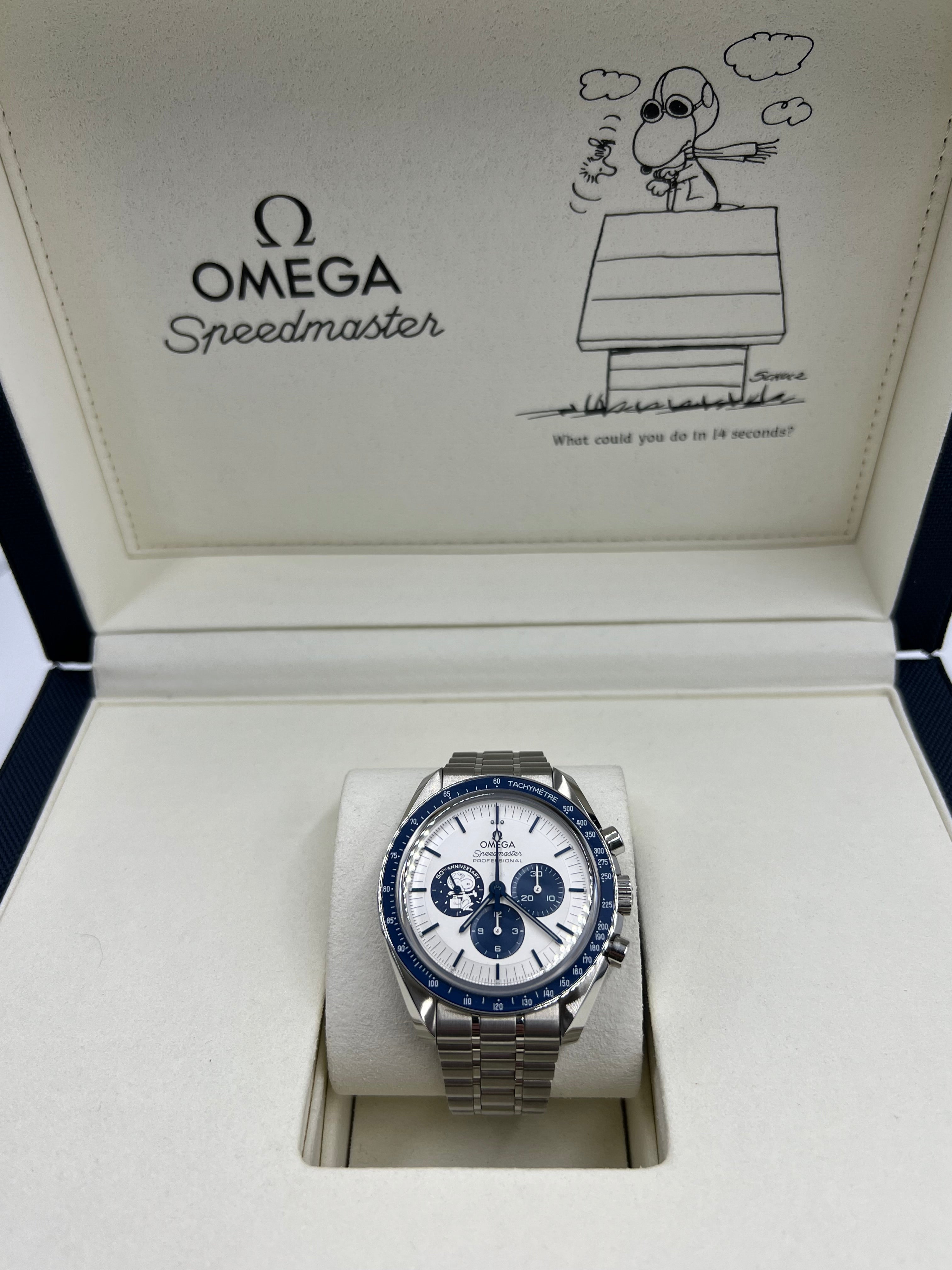 Omega Snoopy
