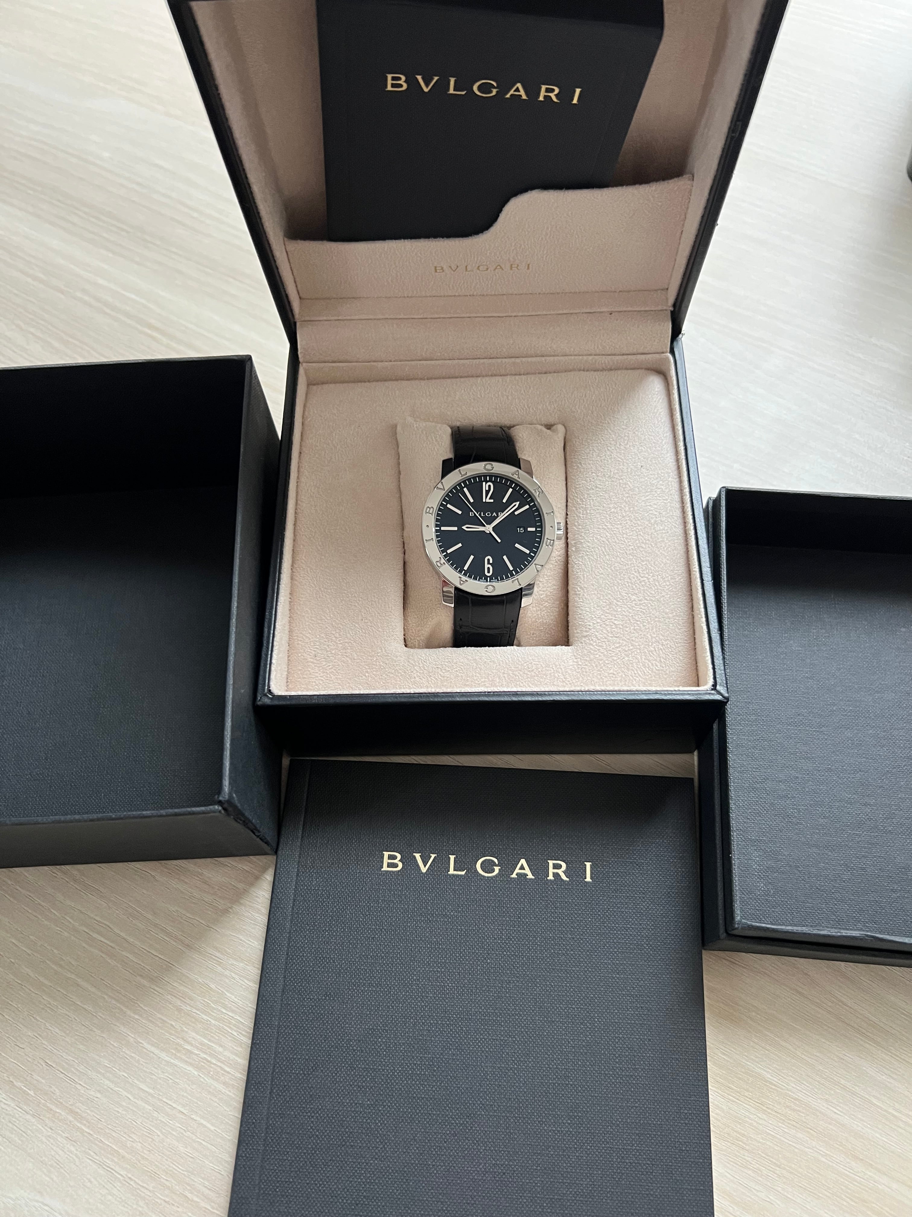 Bulgari Uhr neu mit Mehrwertsteuer